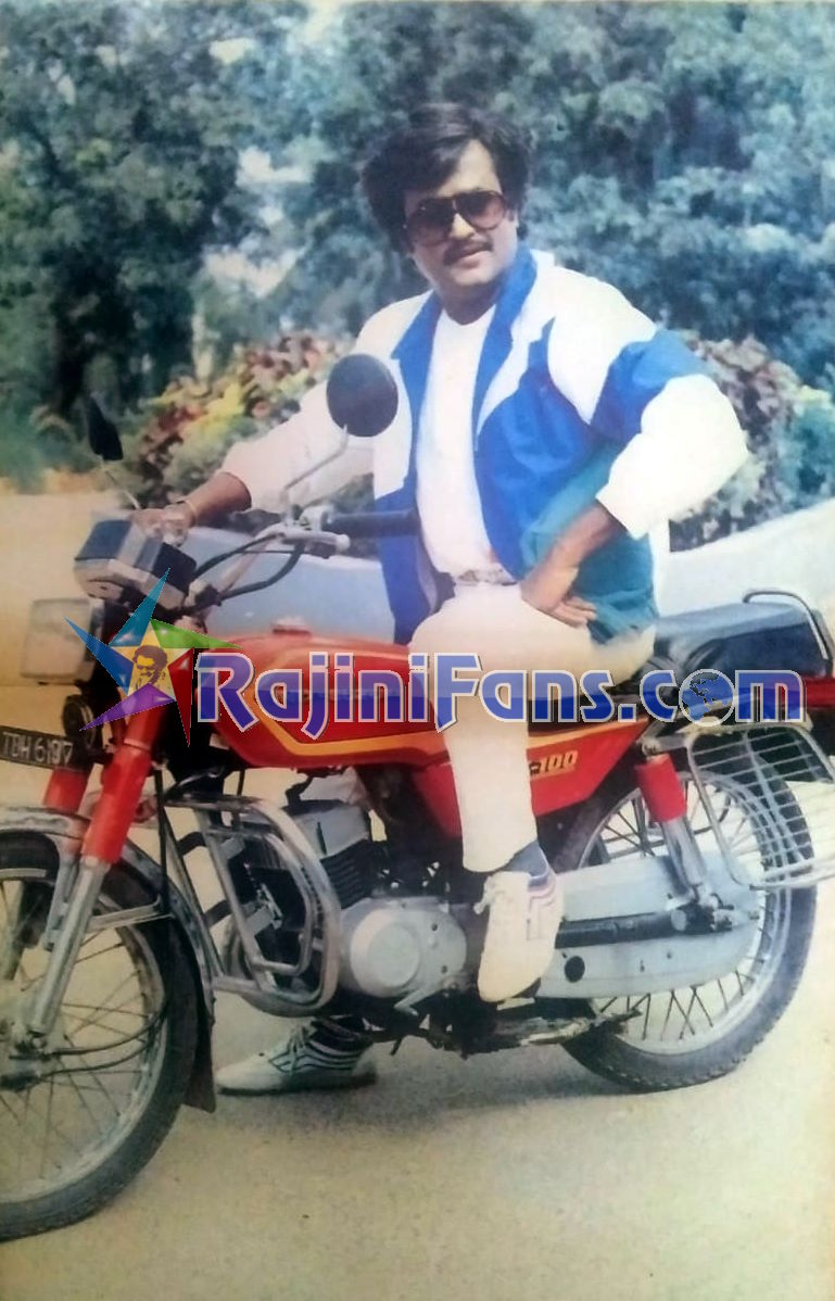 Rajinikanth Vintage Shots (Part 6) - Rajinifans.com